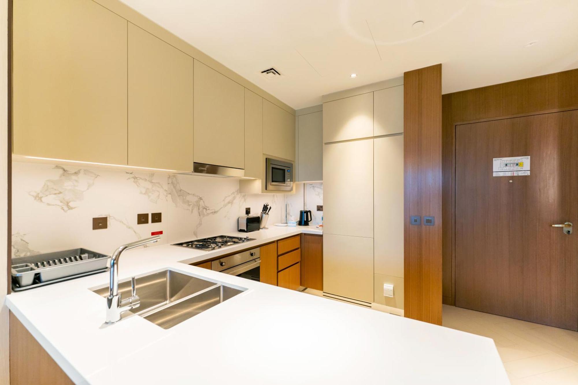Fam Living - Address Residences Opera - Luxurious 2bed *