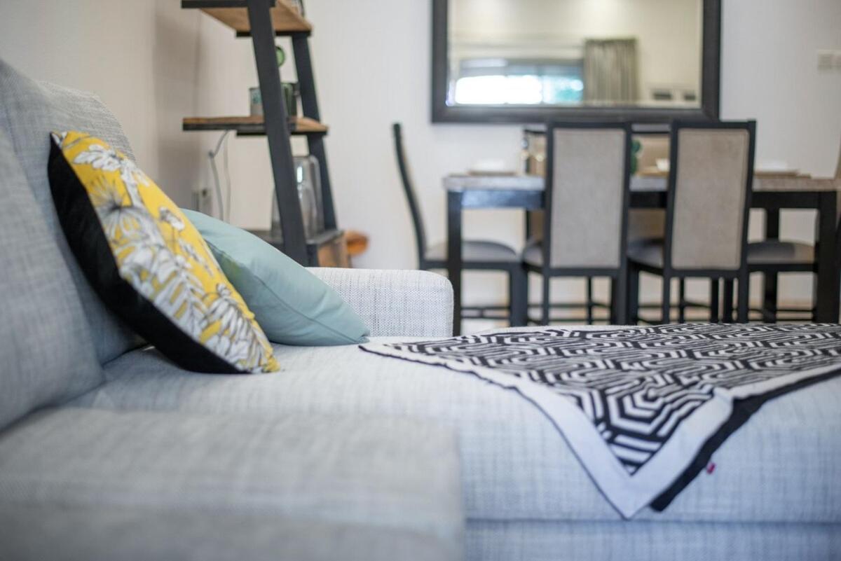 Delightful 2-bedroom At Belvedere Marina With Balcony Views * Dubái