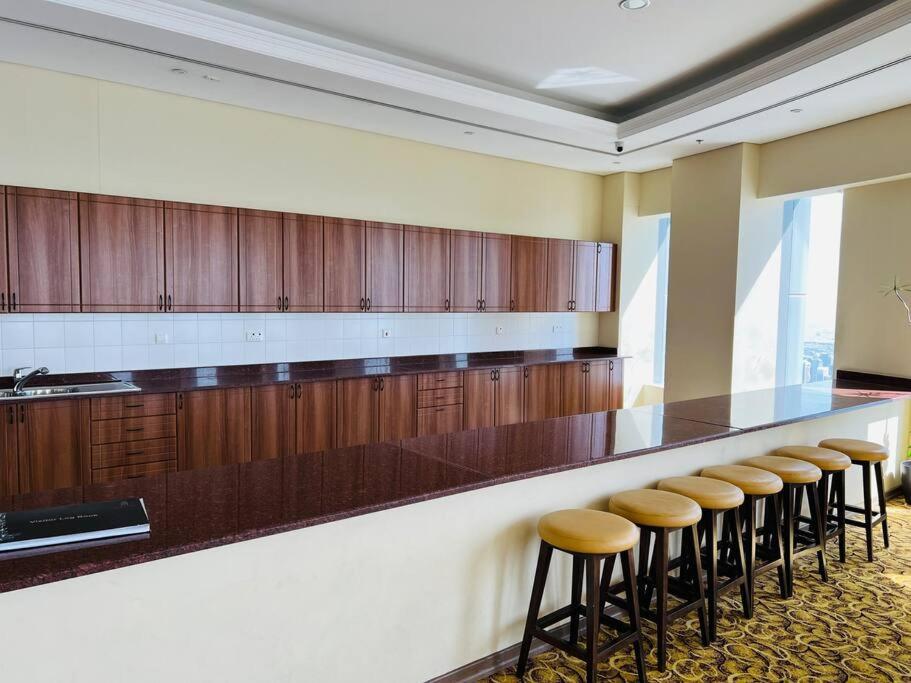 Opp And Club, Next To Marina Walk, Luxury Appartement *