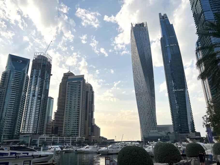 Opp And Club, Next To Marina Walk, Luxury Appartement