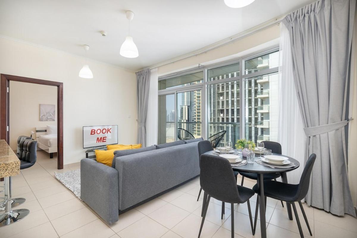 Delightful 1-bedroom Retreat At Burj Views In Downtown Apartamento