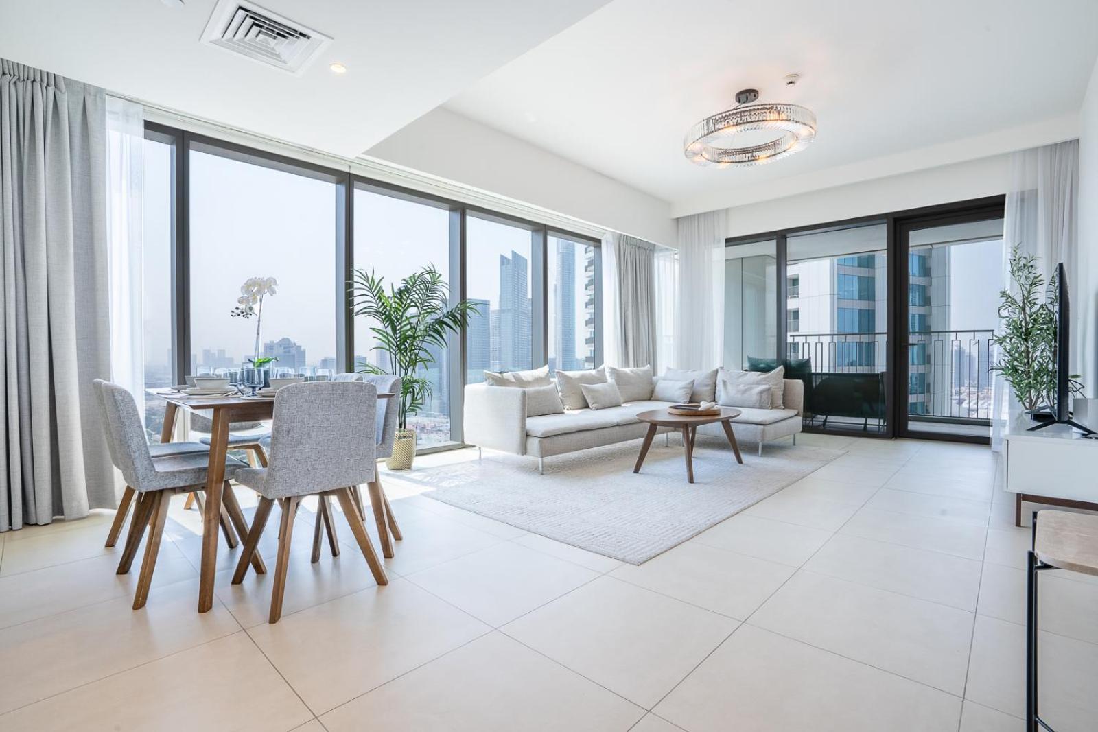 Apartamento Rh - Burj Khalifa View, 03br With Maid's Room, 7 Mins Walk To Burj Khalifa Dubái