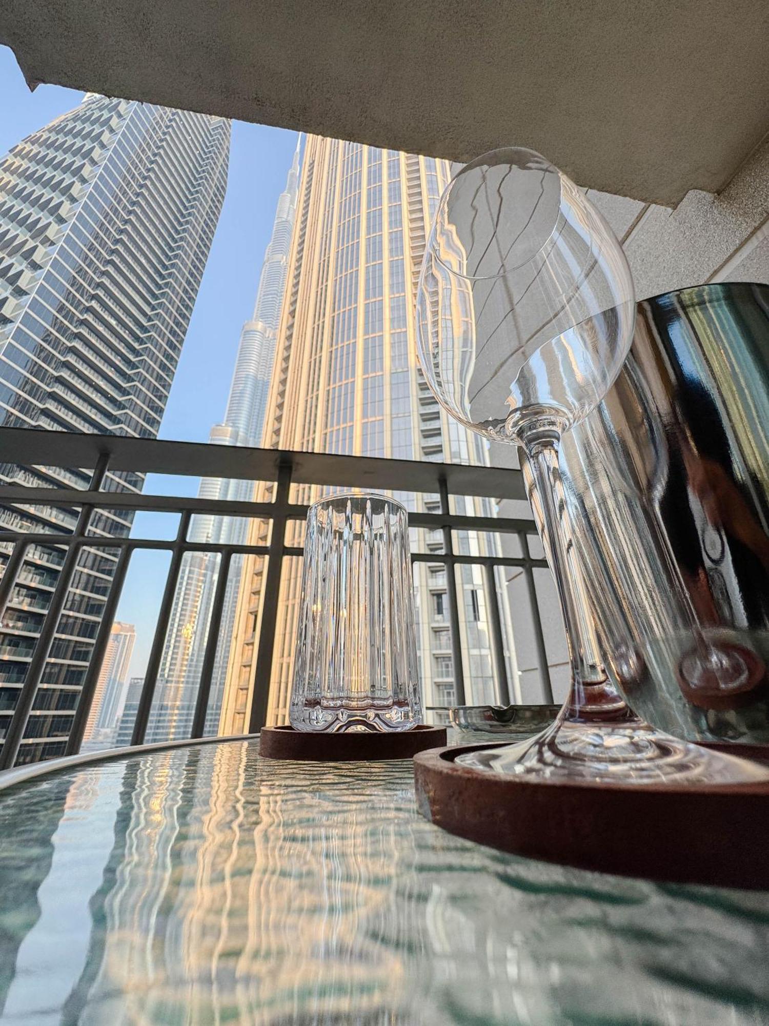 Appartement Downtown 2 Bedroom Burj Khalifa & Fountains Views 8 Min From Mall Dubaï