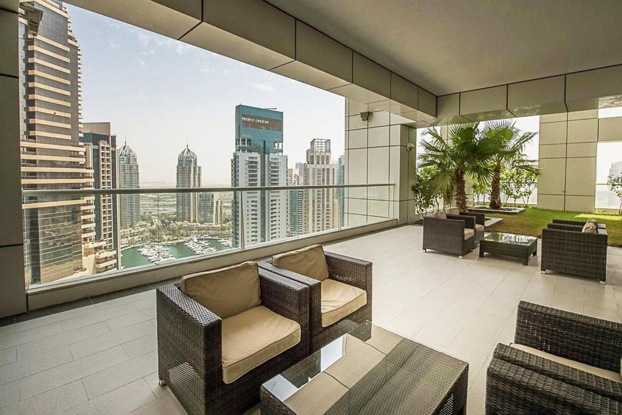 Stunning 1br With Palm Jumeriah View In Marina Dubái