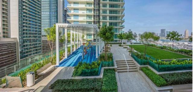 Citihome - 1br In Marina Vista At Front Dubái