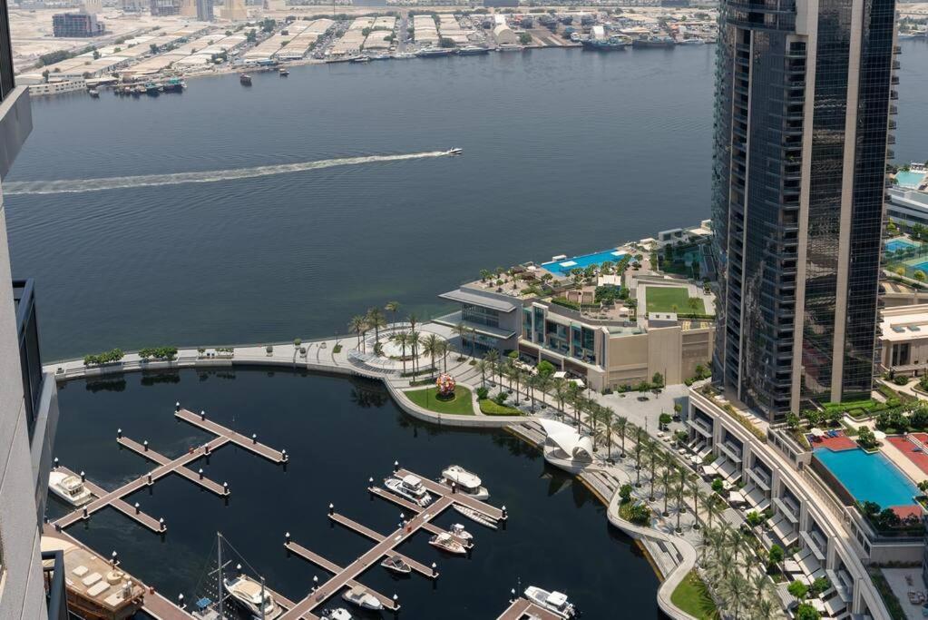 Appartement Skyline Huge 1 Bedroom Creek Dubaï