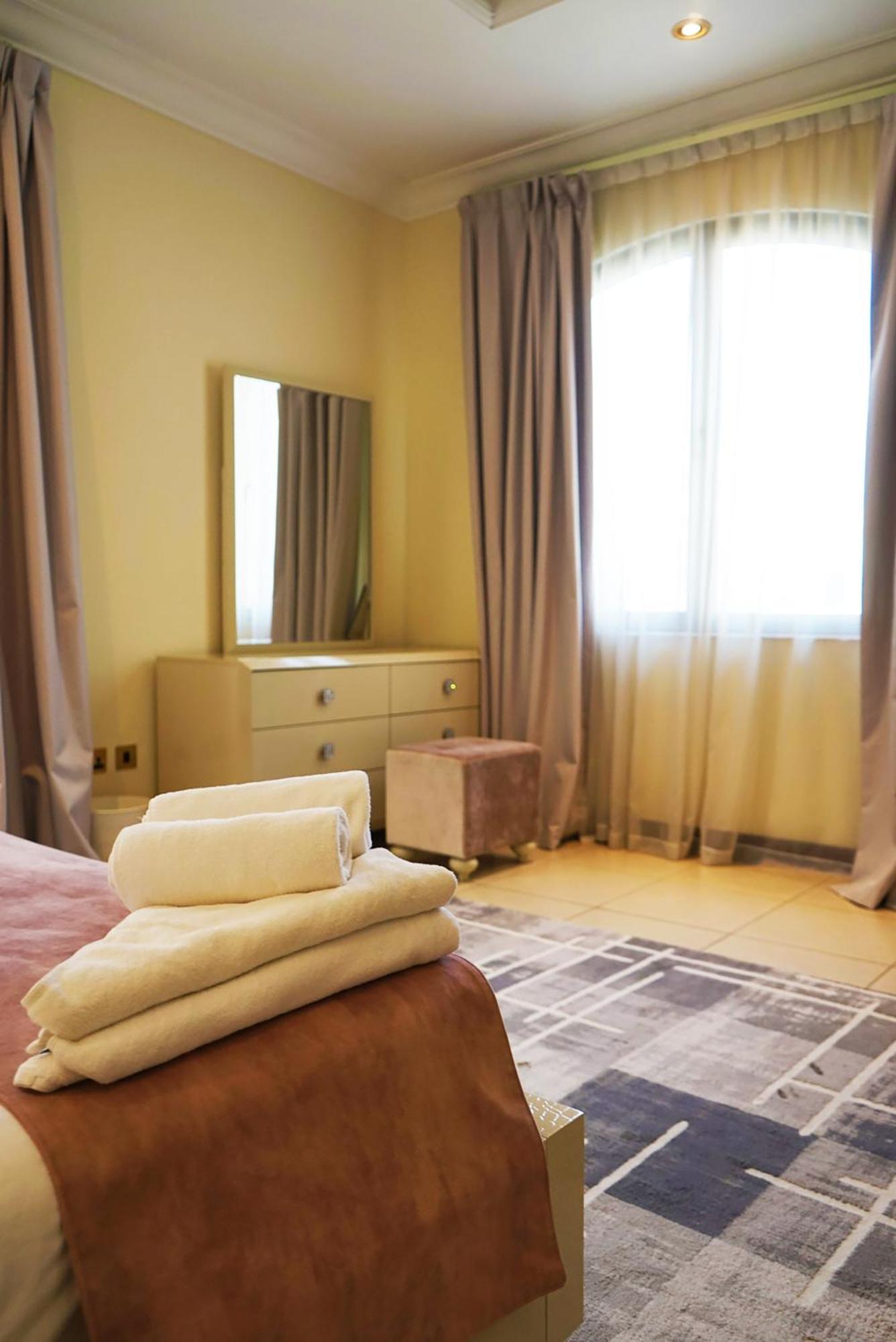 Luxe 4br On Palm Jumeirah With Beach Access * Dubái