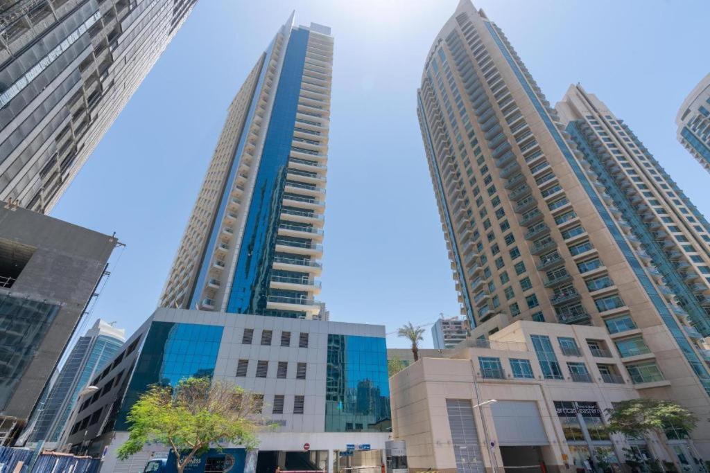 Burj Al Nujoom Downtown, Mall & Burj Khalifa Appartement *