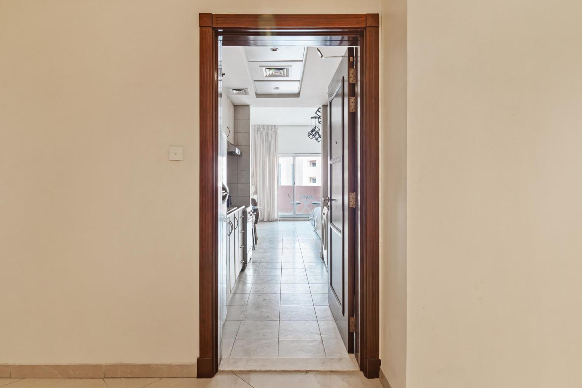 Luxury Near Battua Mall Apartment