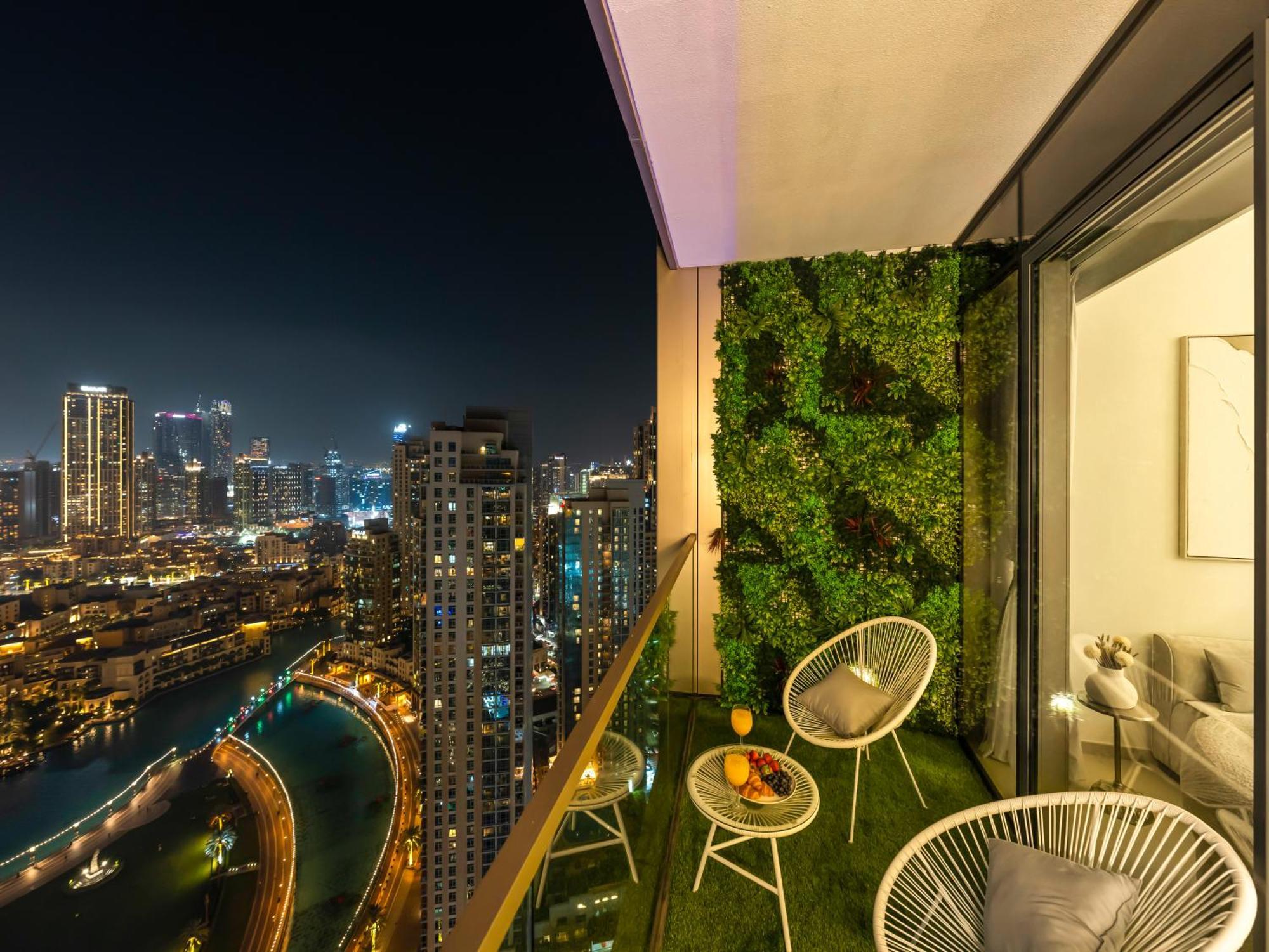 Smartstay At Grande Signature - Burj Khalifa View - 5 Min Mall - Downtown - Brand New Luxury Appartement Dubaï