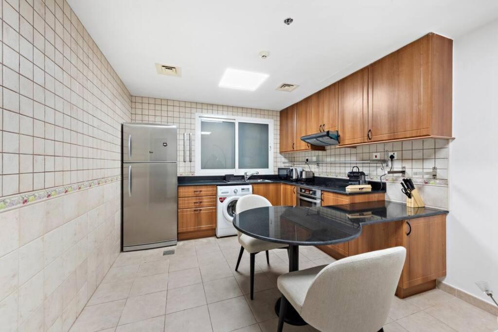 Cozy 1-bedroom In Princess Tower * Dubaï