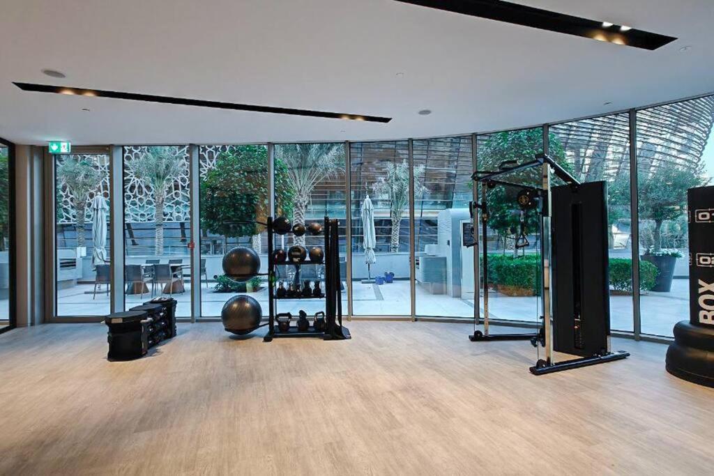 Apartament Stunning With Top-tier Amenities Near Burj Khalifa