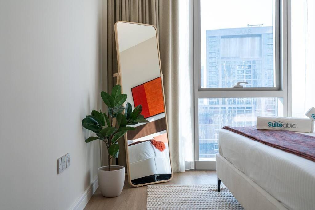 Stunning With Top-tier Amenities Near Burj Khalifa *