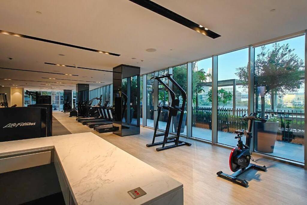 Stunning With Top-tier Amenities Near Burj Khalifa