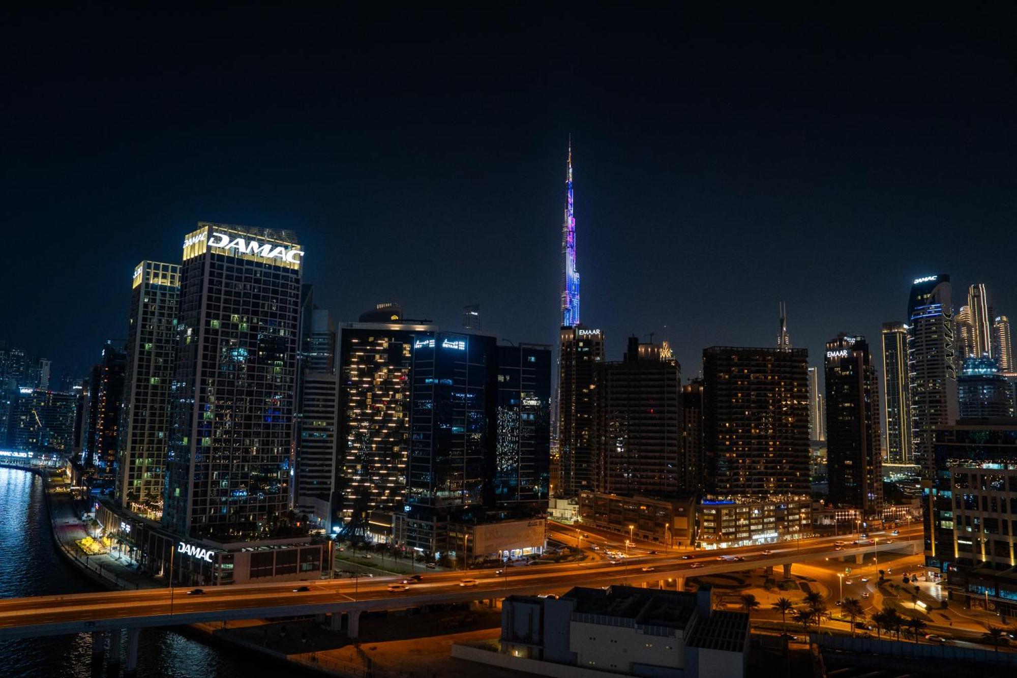 Skyline Dream - 1 Bhk - Burj And Canal Views Hébergement de vacances *