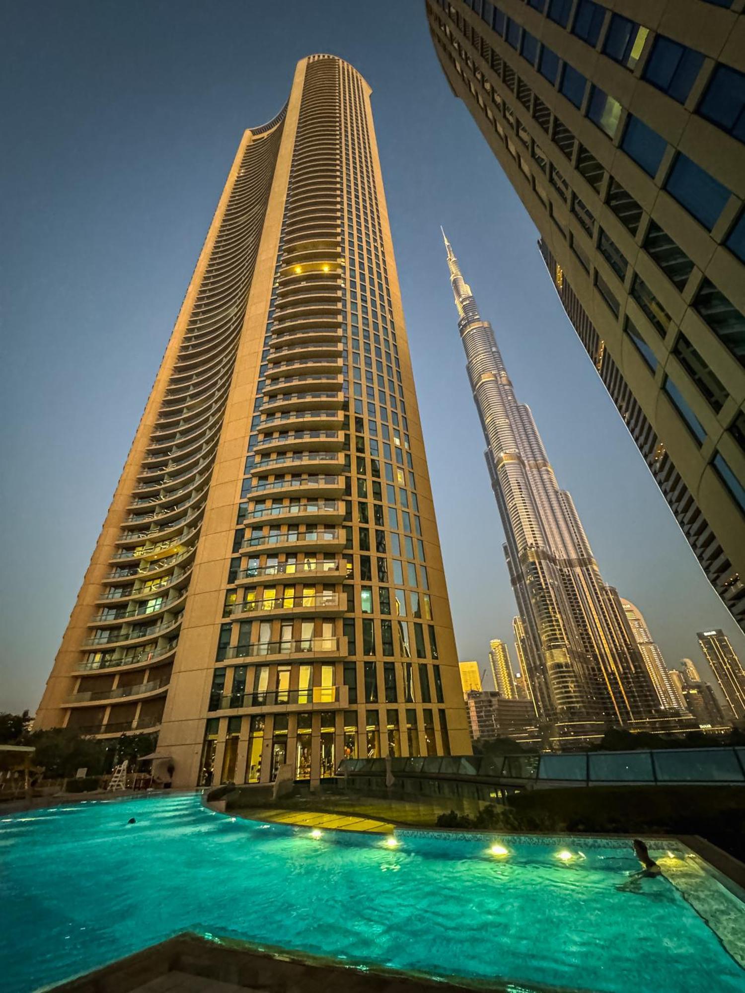 Mall Direct Connection - Burj Vista Lägenhet *