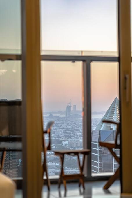 Apartamento Magical With Rooftop Pool & Burj Khalifa View!