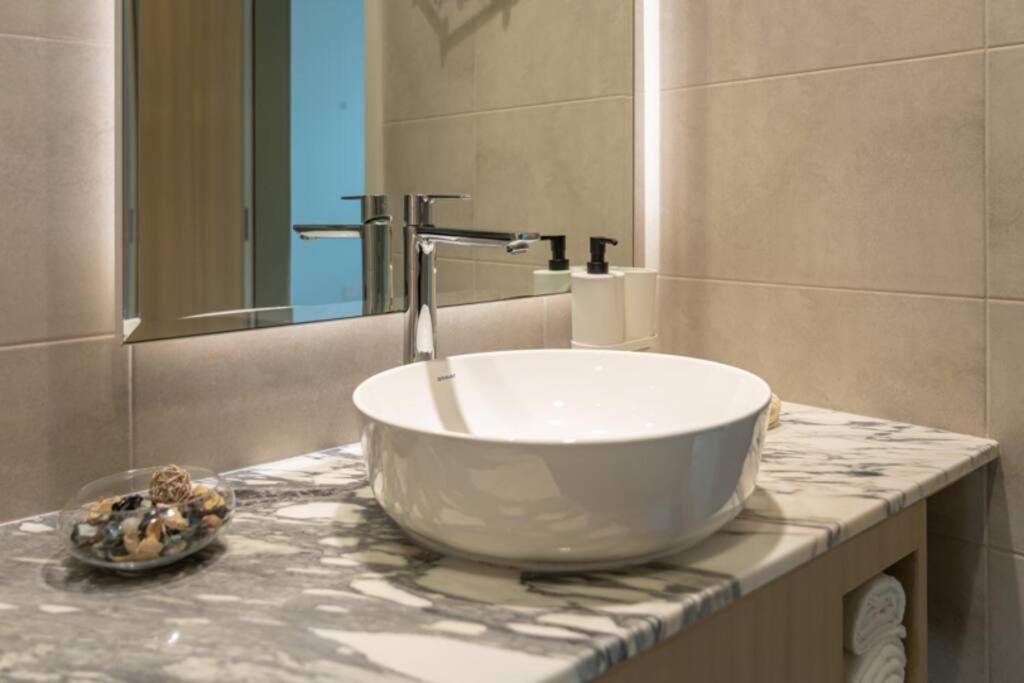 Apartamento Magical With Rooftop Pool & Burj Khalifa View!