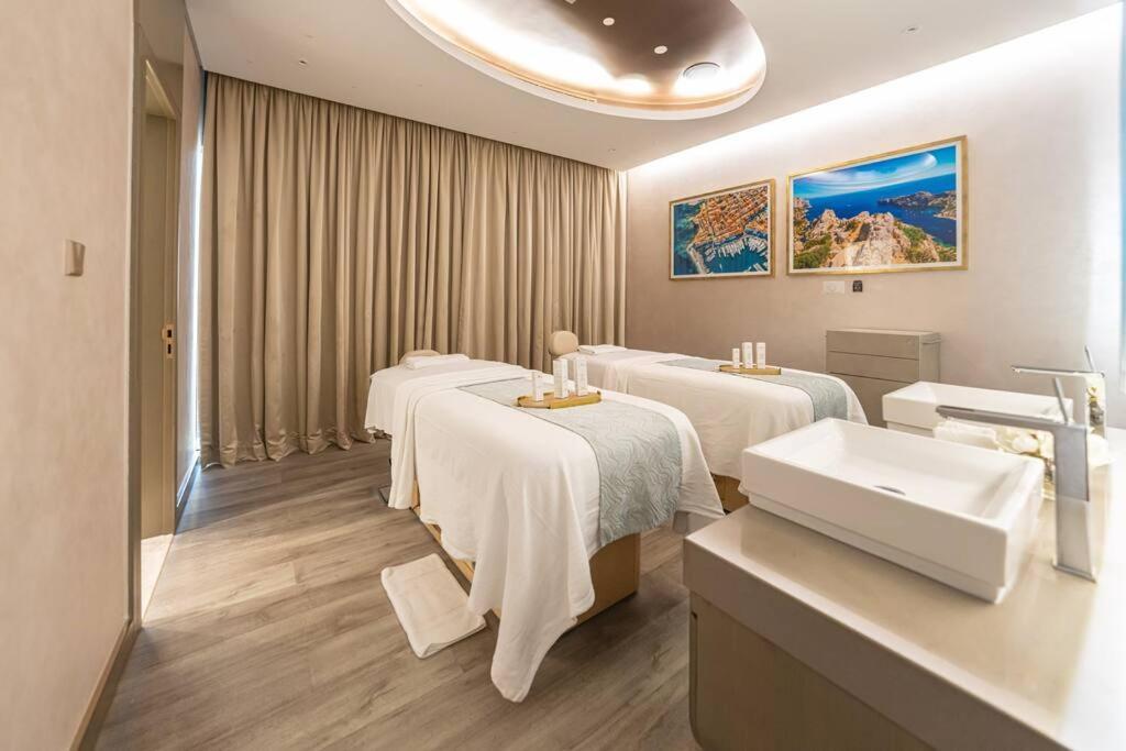 Apartamento Magical With Rooftop Pool & Burj Khalifa View! *