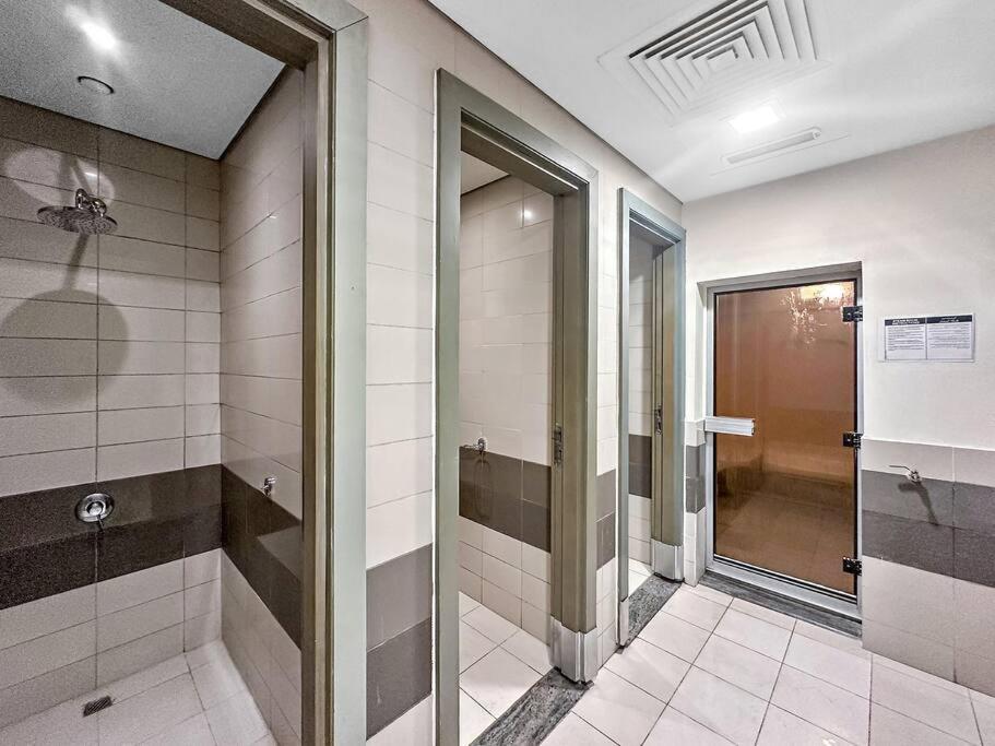 Appartement First Class 1br Modern Downtown Oasis *