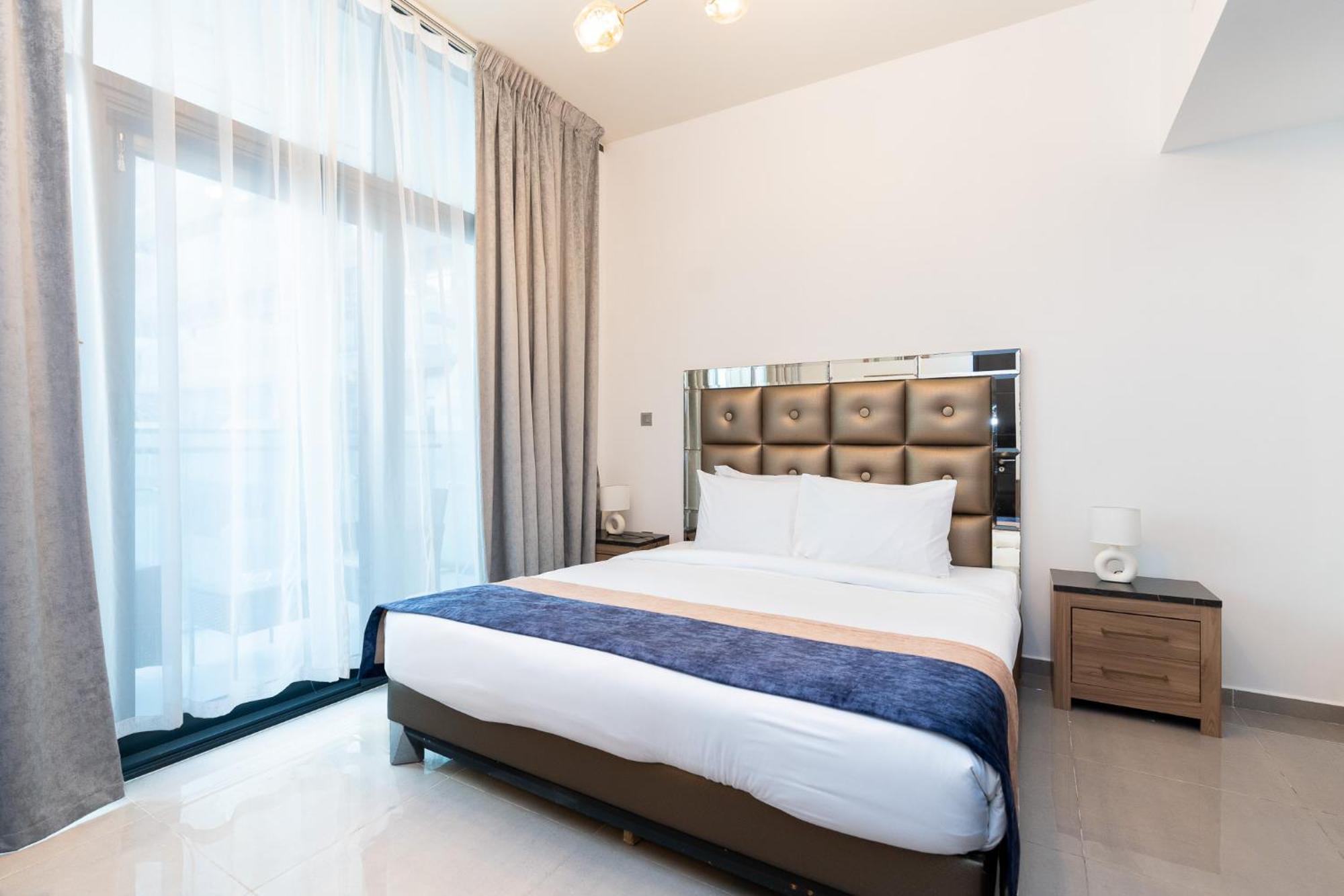 Citihome-1br In Merano Tower At Business Bay * Dubái