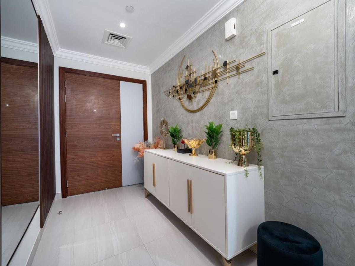 Elegant 2-bed Escape With Frame & Difc Views Appartement