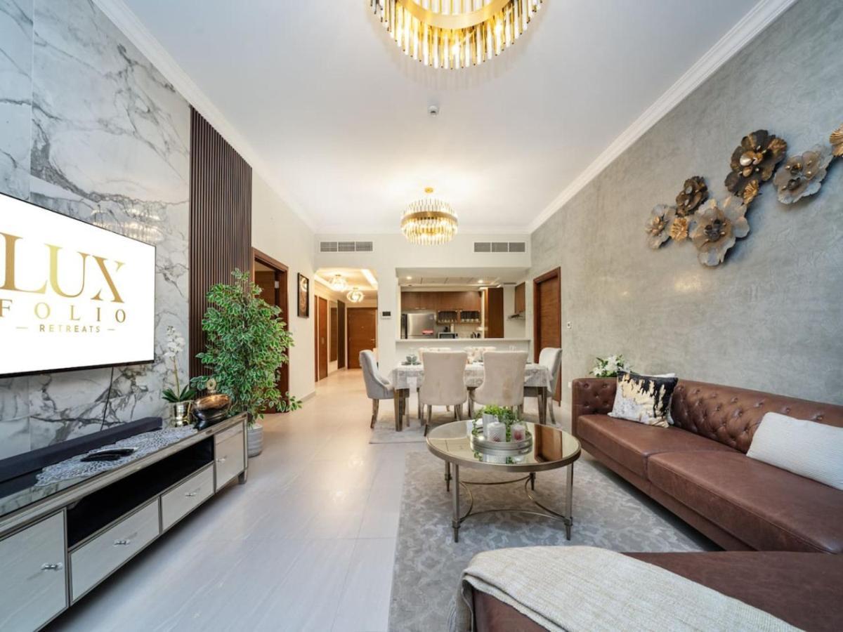 Appartement Elegant 2-bed Escape With Frame & Difc Views Dubaï