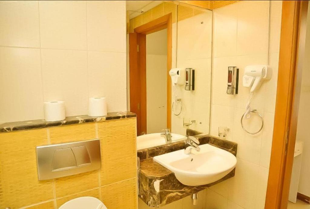 Royal Marina Apartemen Dubai