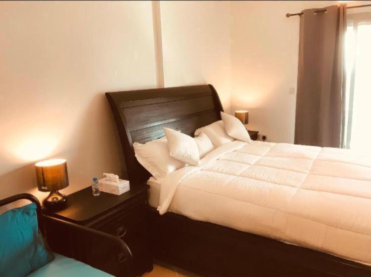 Apartemen Royal Marina