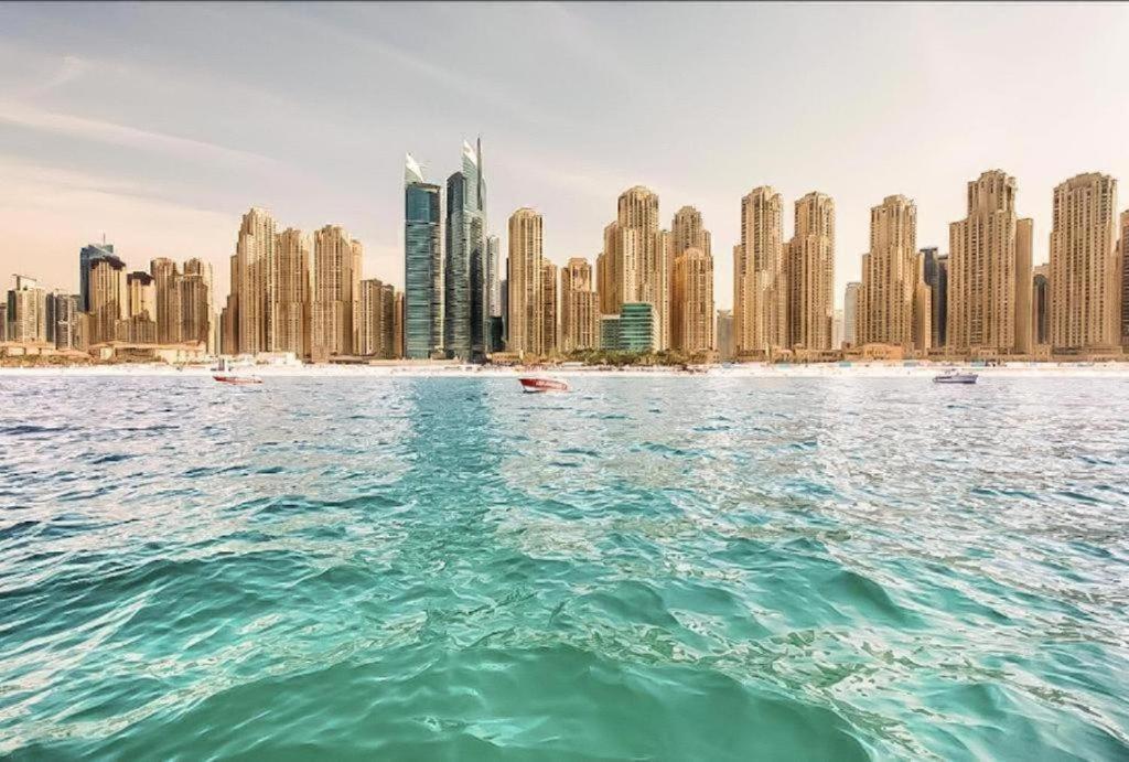 Royal Marina Apartemen Dubai