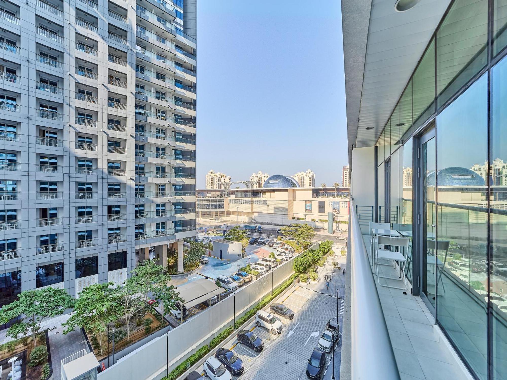 First Class In Seven Palm With Direct Access To The West Palm And Nakheel Mall Lejlighed Dubai