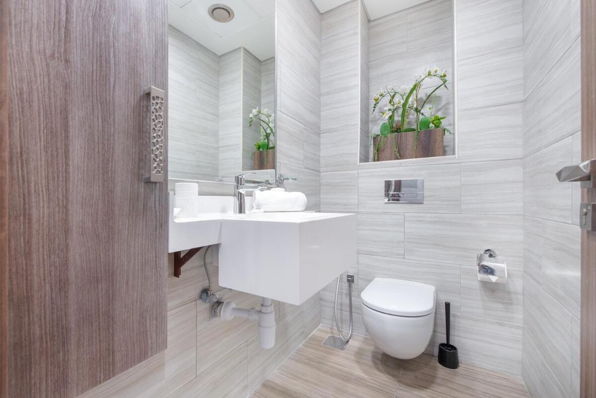 Trendy 1-bedroom With Stunning Views At Mbl Residences Jlt * Dubái
