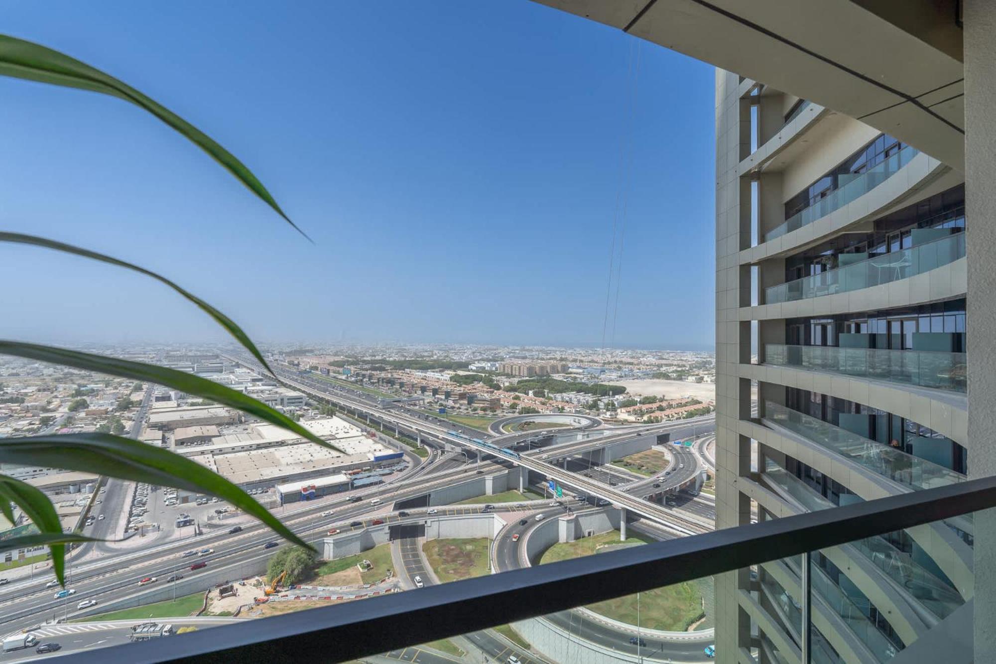 Apartment Modern Cozy 2-bedroom In Business Bay Dubai