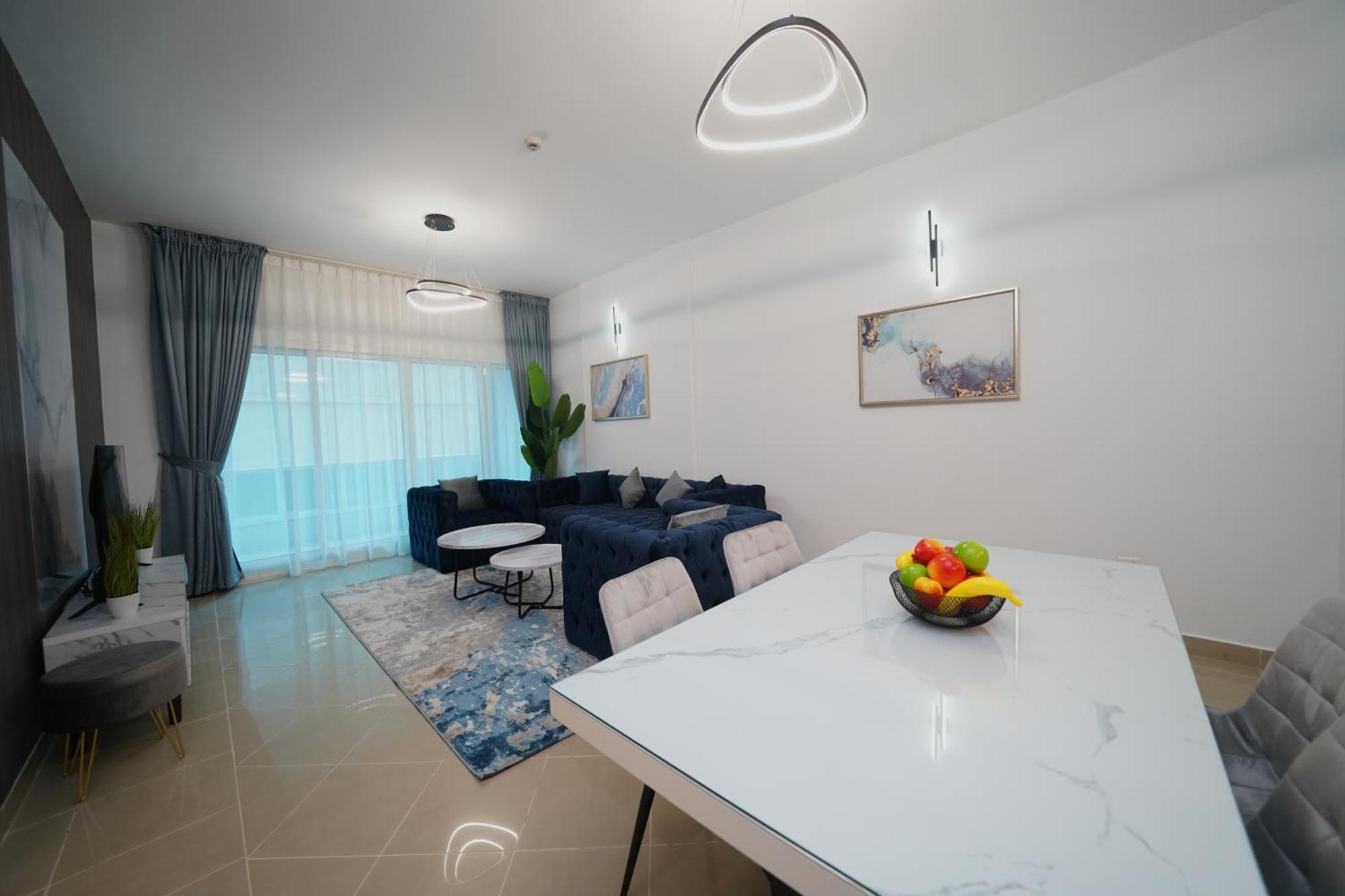 Spacious Modernized 2 Bedroom And Duplex 4 Br Apartments By Taskeen Holiday Homes Dubaï