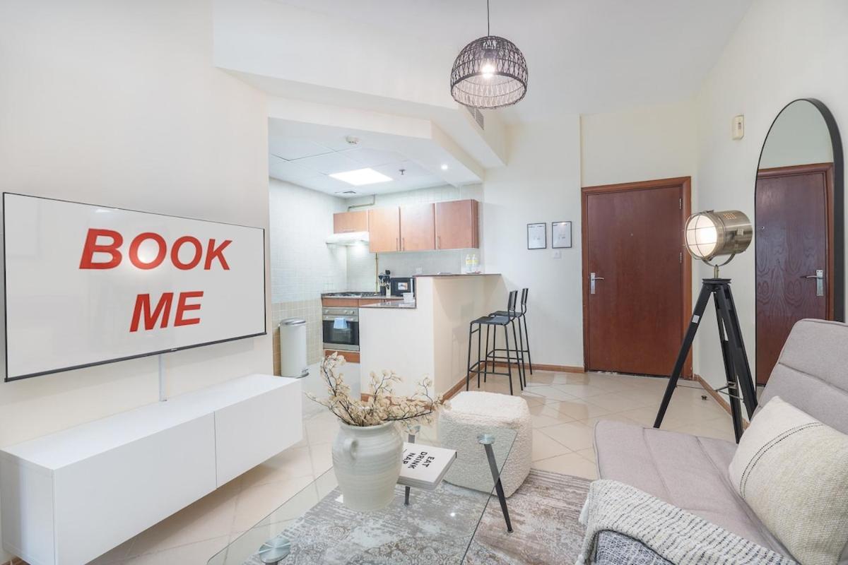 Serene 1-bedroom Perfect For Family In Marina