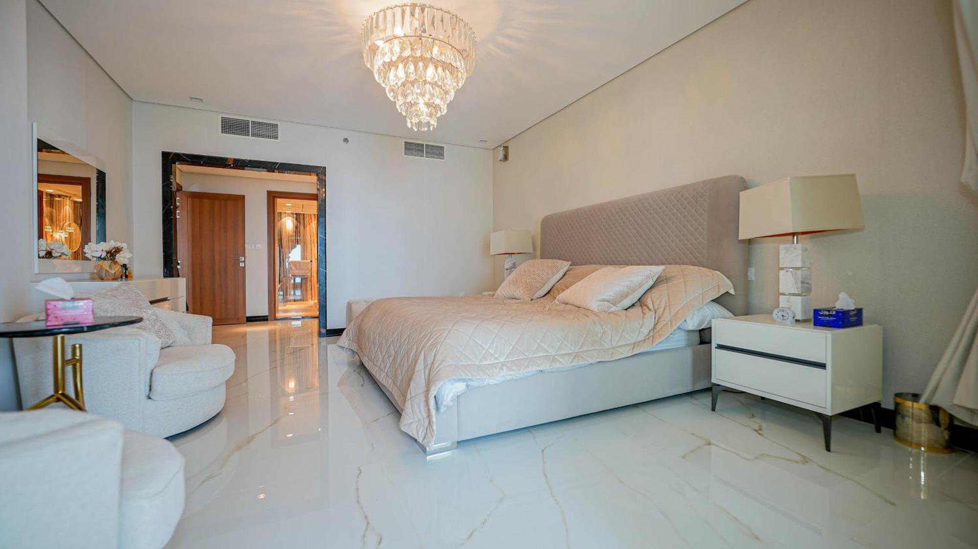 Stunning Infinite Sea View Three Bedroom Plus Maid's In Palm Jumeirah Apartamento