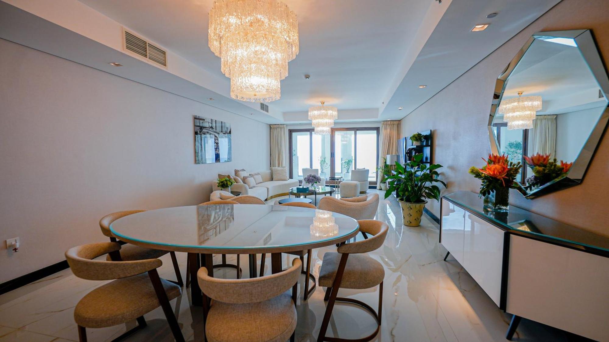Stunning Infinite Sea View Three Bedroom Plus Maid's In Palm Jumeirah Apartamento Dubái