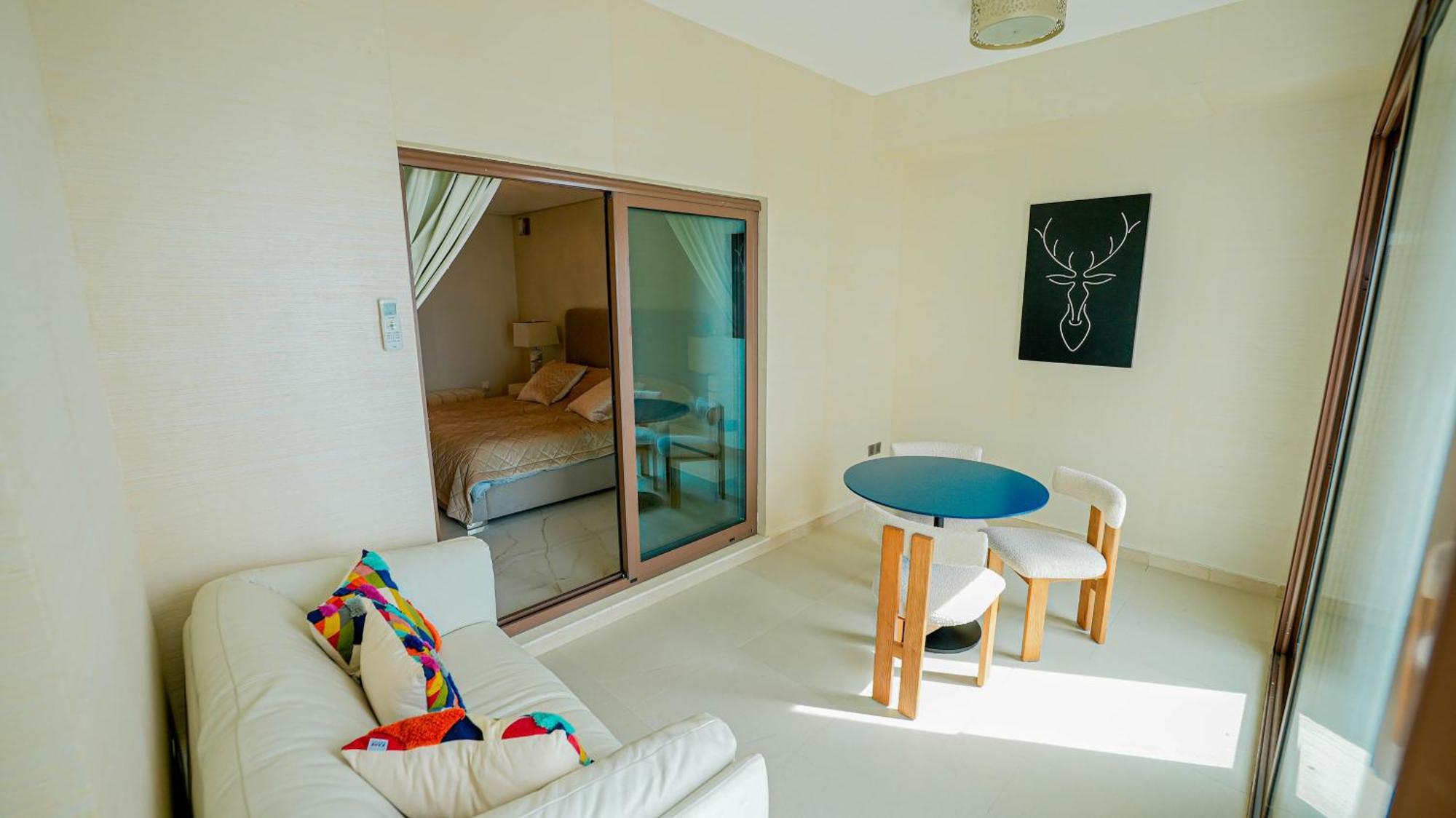 Stunning Infinite Sea View Three Bedroom Plus Maid's In Palm Jumeirah Dubái