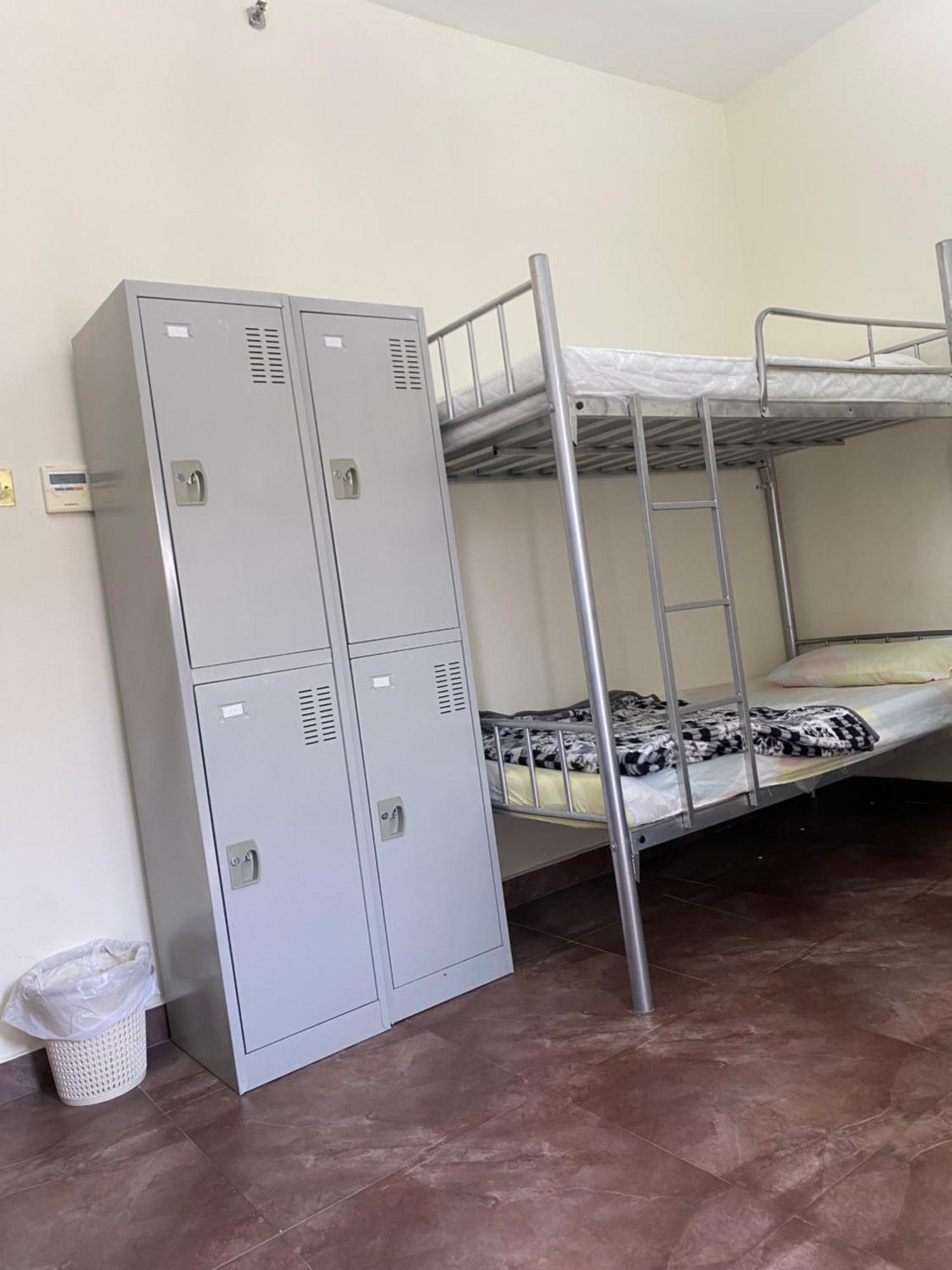 Sakhra Hostel