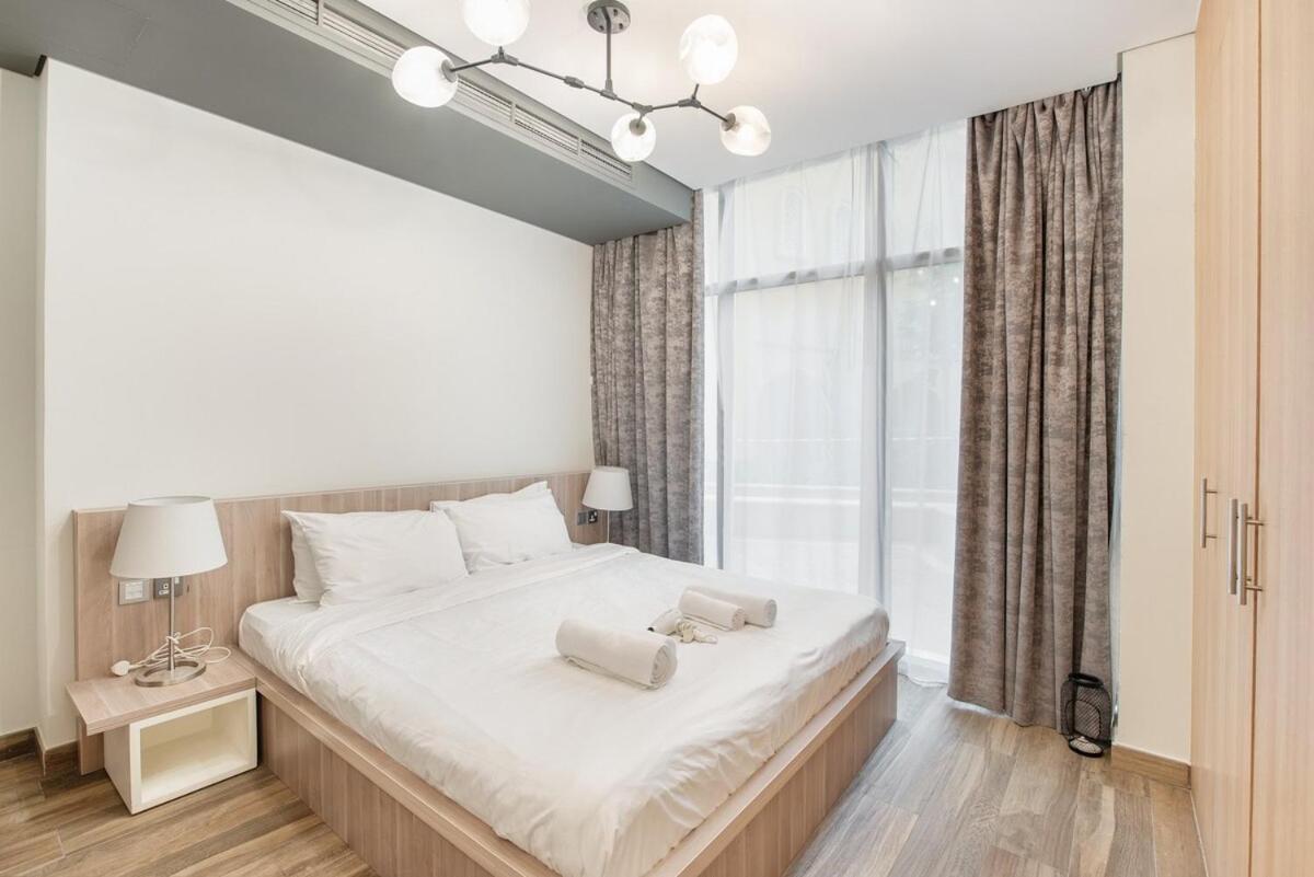 Modern Chic Studio Near The Walk And Jbr Beach At Sadaf Dubaï