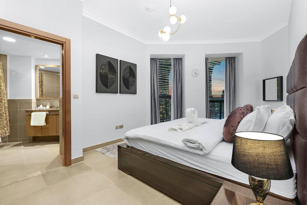 First Class 3br Panoramic Skyline View * Dubaï