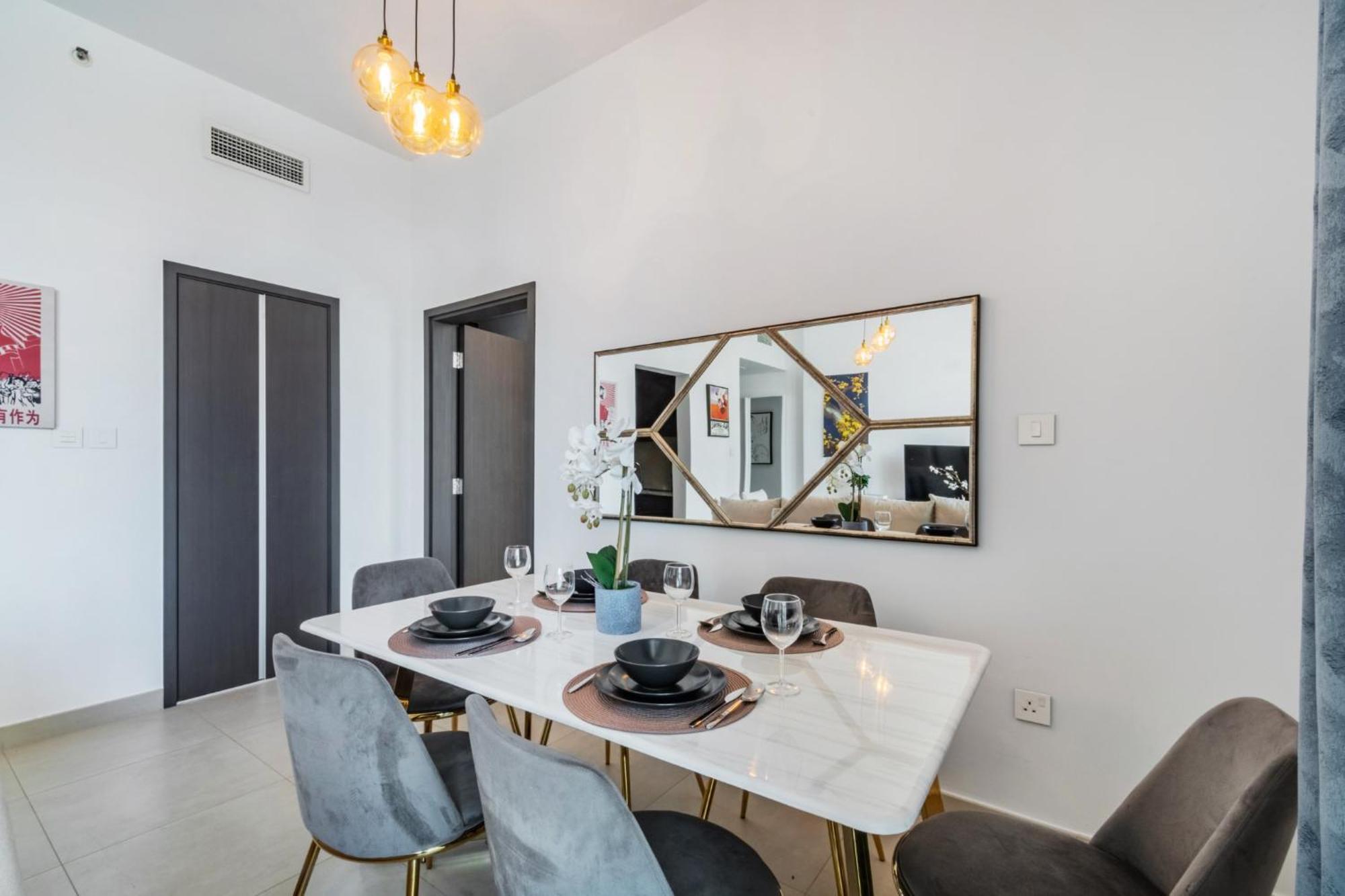 Appartement Classy Downtown Bliss With Mall Access Dubaï