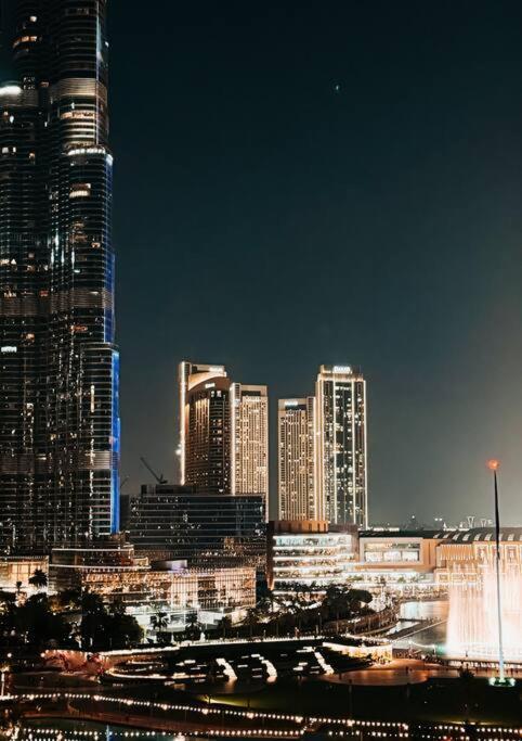 Iconic 2br With Burj Khalifa And Fountain Views - Next To Opera And Near Mall Apartamento