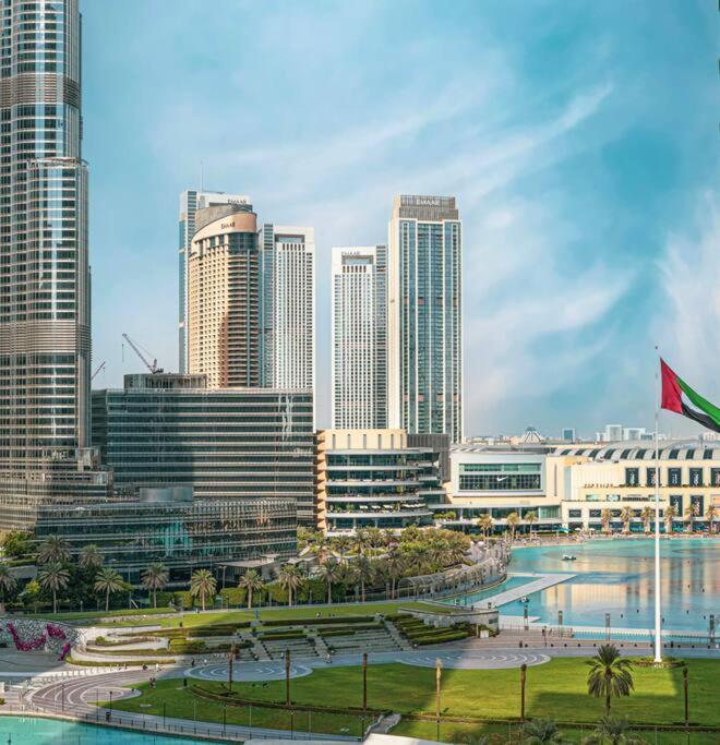 Iconic 2br With Burj Khalifa And Fountain Views - Next To Opera And Near Mall * Dubái
