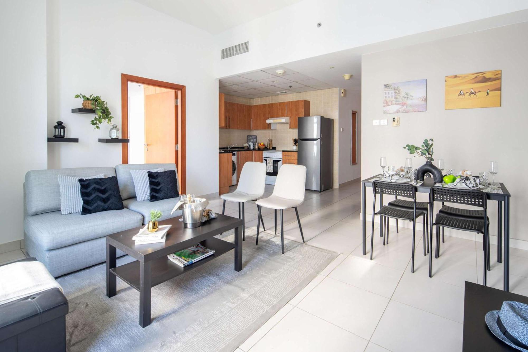 Apartment Frank Porter - Marina Views Tower A
