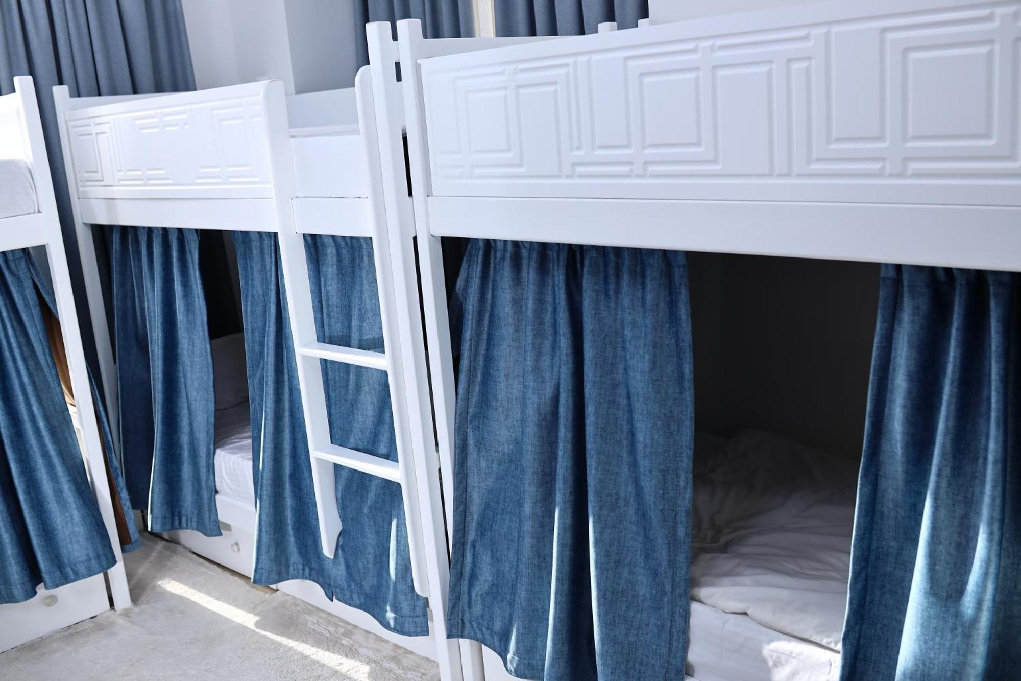 Shams Nouh Jbr Capsulehotel *