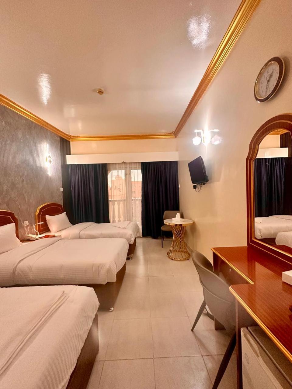 Galaxy Star Hotel