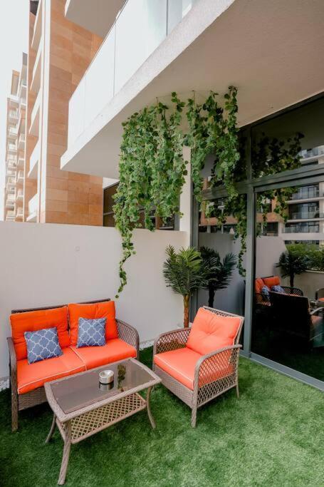 Apartamento Cozy With Garden Views In Nad Al Sheba *