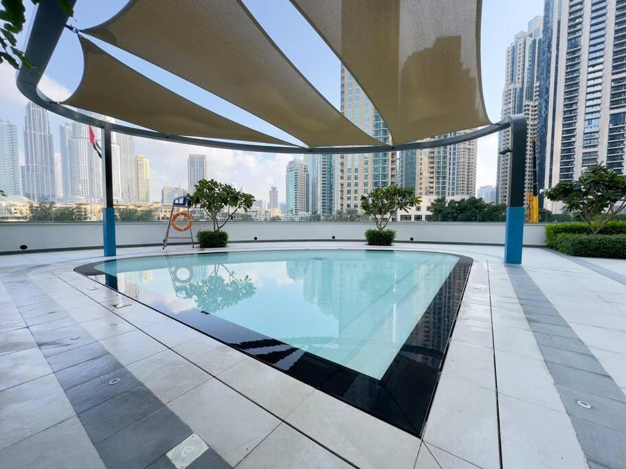 Dar Vacation - Magnificent Burj Khalifa View-2bdr Downtown Appartement