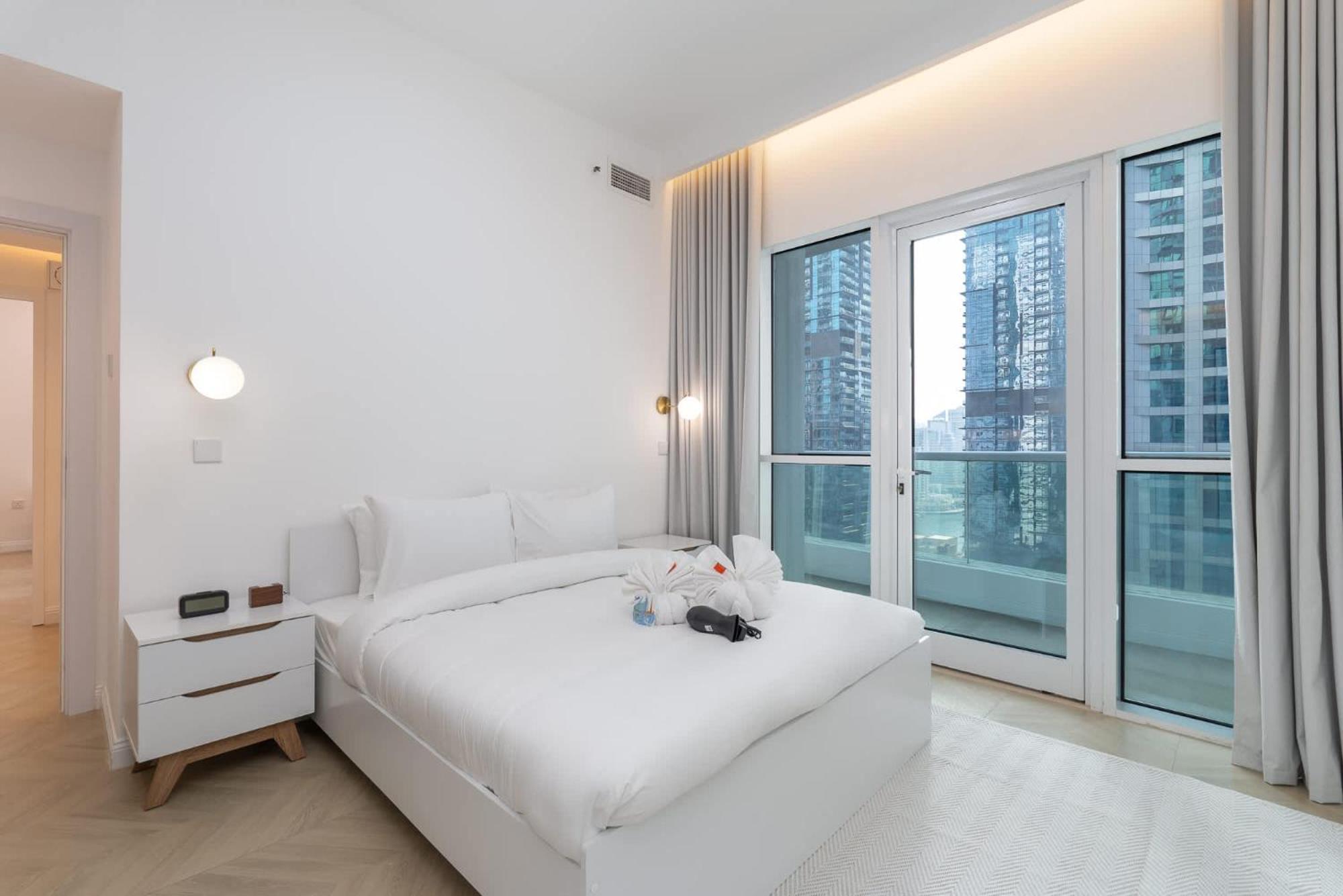 A Fabulous 1 Bedroom In Marina Pinnacle Apartamento Dubái